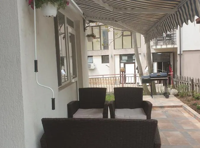 Izgrev 24а Къща за гости Черноморец