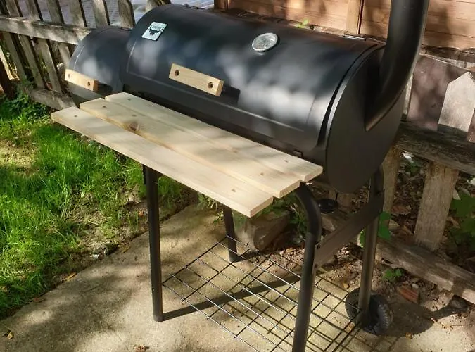 Къща за гости Izgrev 24а 3*